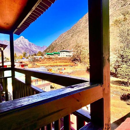 Lama Hotel Lukla Esterno foto